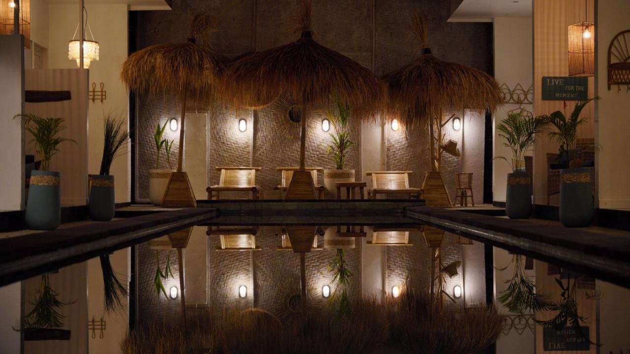 The White Bay Hotel Gili Trawangan Exterior foto