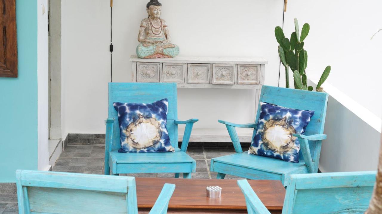 The White Bay Hotel Gili Trawangan Exterior foto