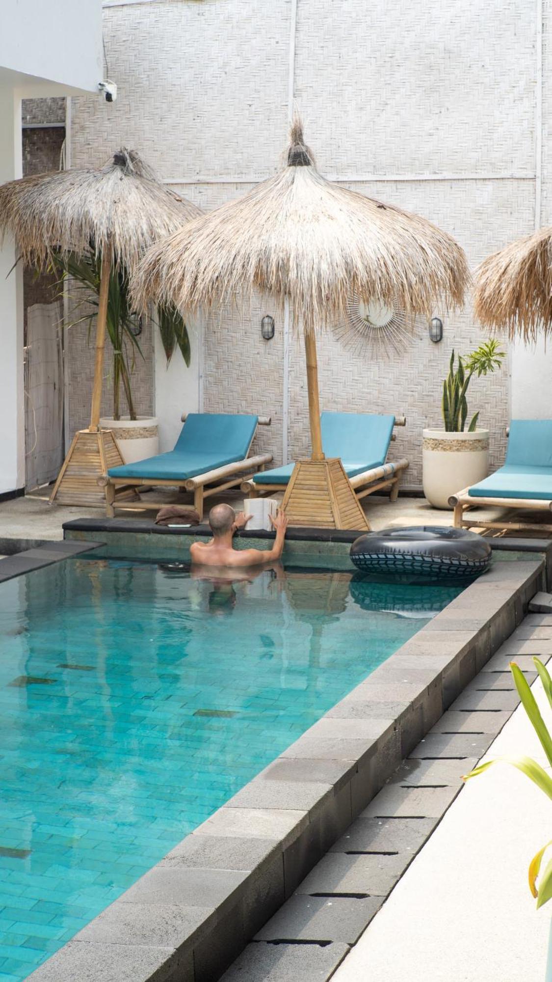 The White Bay Hotel Gili Trawangan Exterior foto